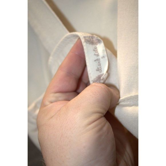 Altar'd State Cream Asymmetrical with Lace Bottom size Small - Picture 5 of 5